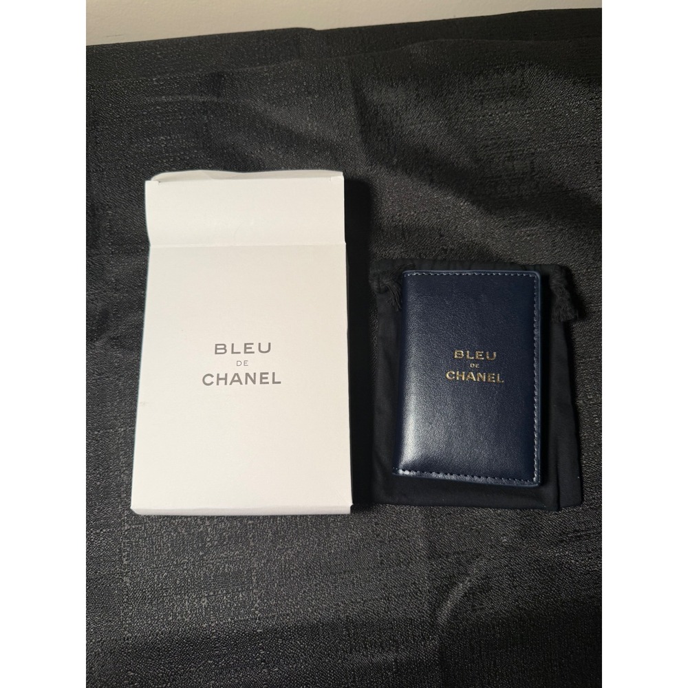 Bleu De Chanel Navy Blue Leather Bifold Card Holder Wallet VIP Gift Boxed